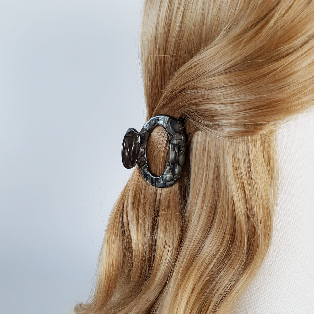 Leopard Round Medium Hair Claw Clip / Tortoise Shell French Hair Pin / Hair Accessory for Woman