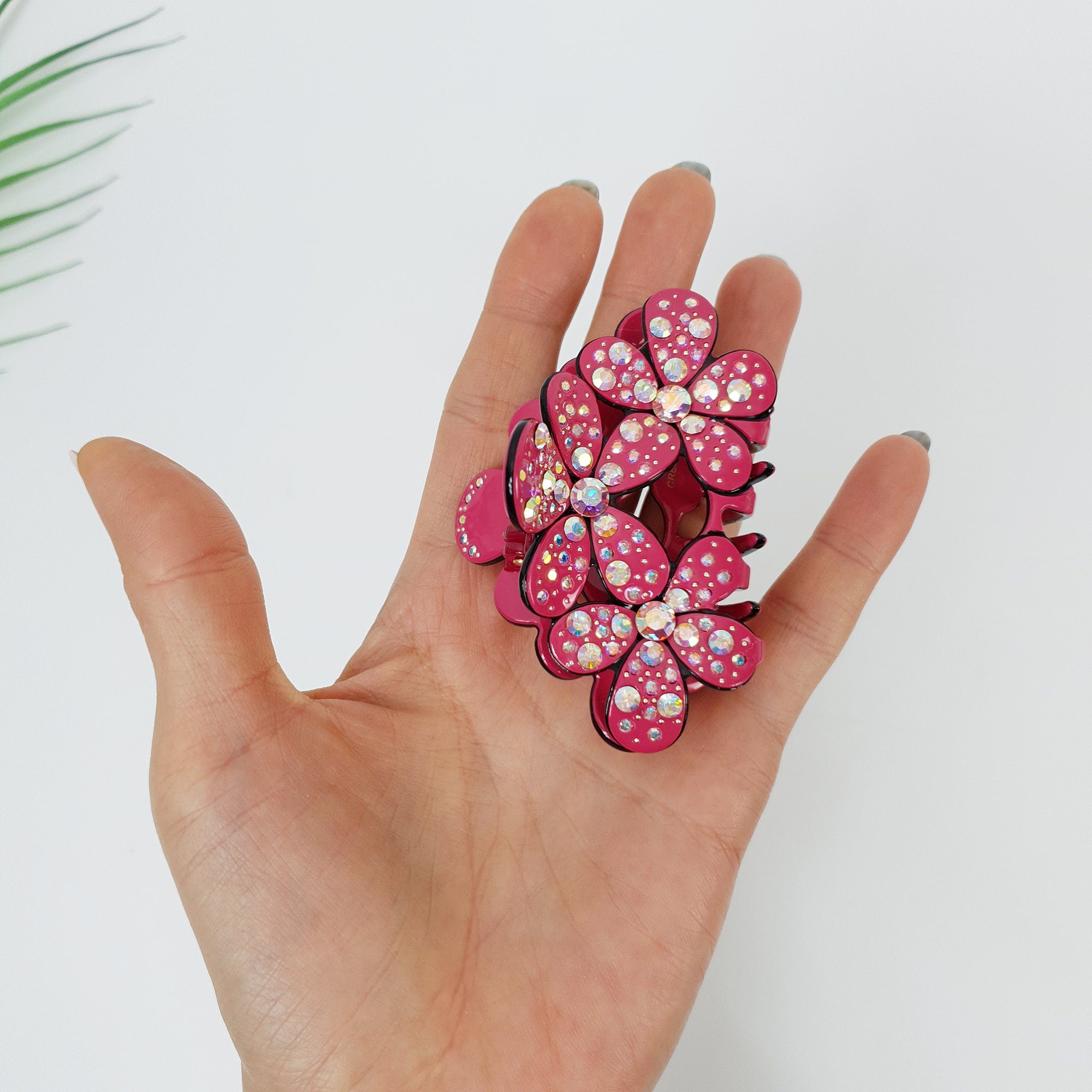Pastel Color Sparkling Triple Blossom Hair Claw Clip / Luxurious French Hair Pin / Hair Accessory for Woman / Flower Hair Clip