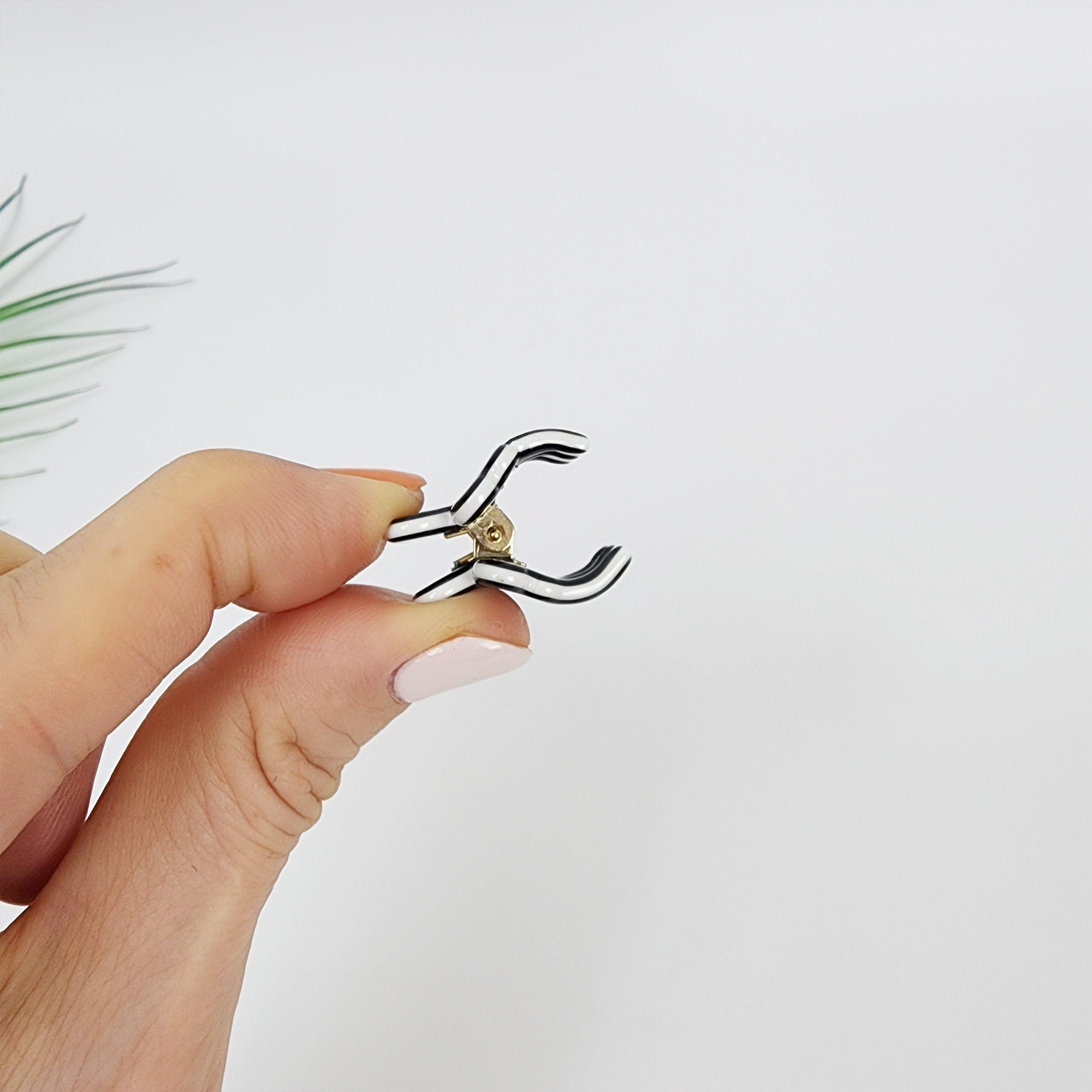 Three Leaf Hair Clip (2 pieces in 1 set) / Cute Mini French Pin / Hair Barrette for Woman / Small French Barrette for Girls