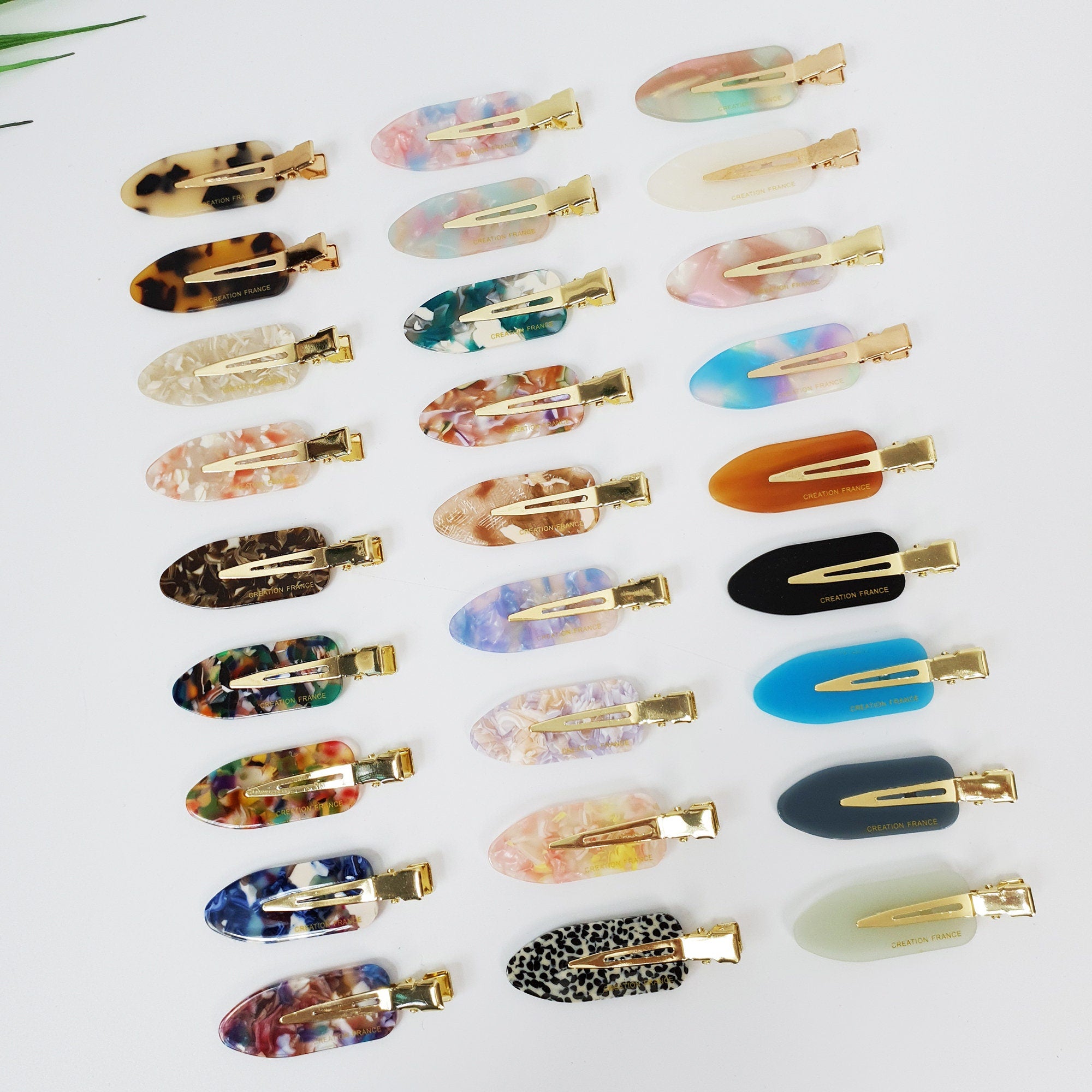 Flat cellulose acetate hair clip for bangs, no crease makeup barrette, tortoise shell and pastel alligator clip, small hair accessory.