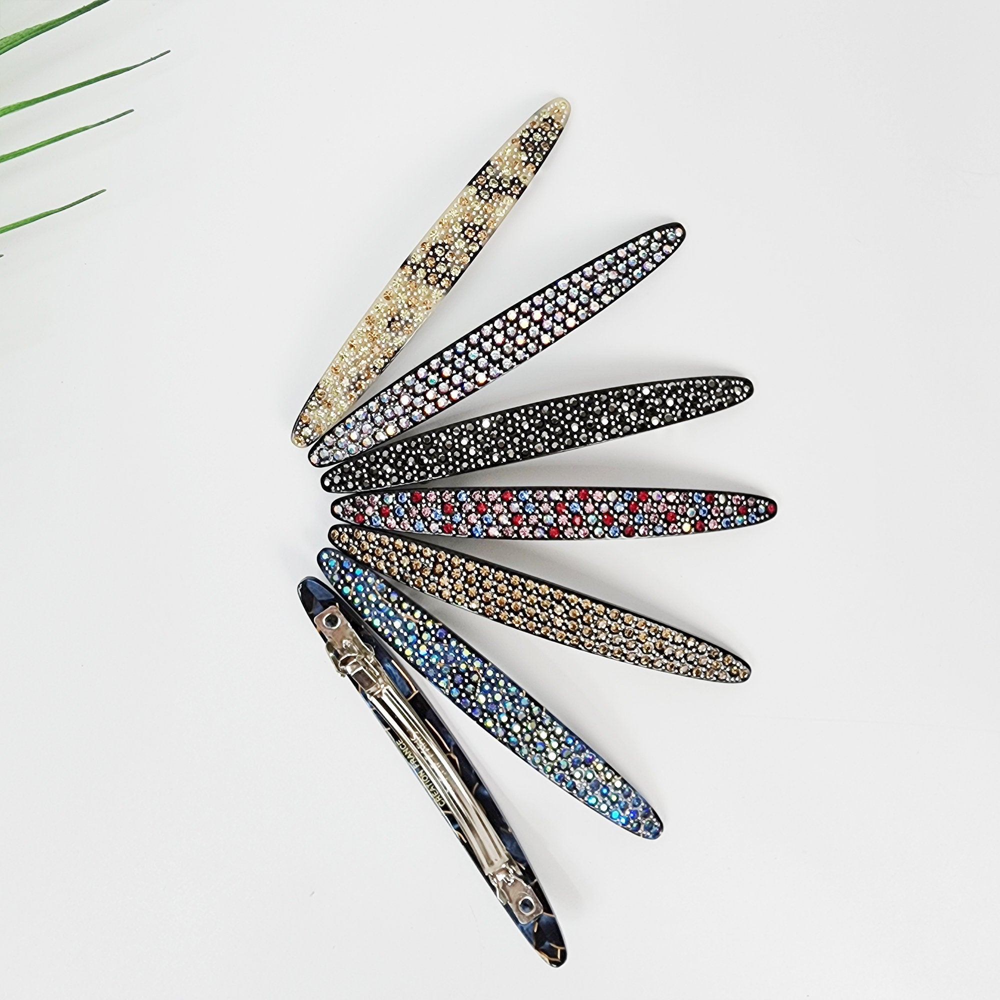 Long oval rhinestone barrette for half up hair, sparkly crystal hair clip, luxury Korean hair accessories for wedding guest.