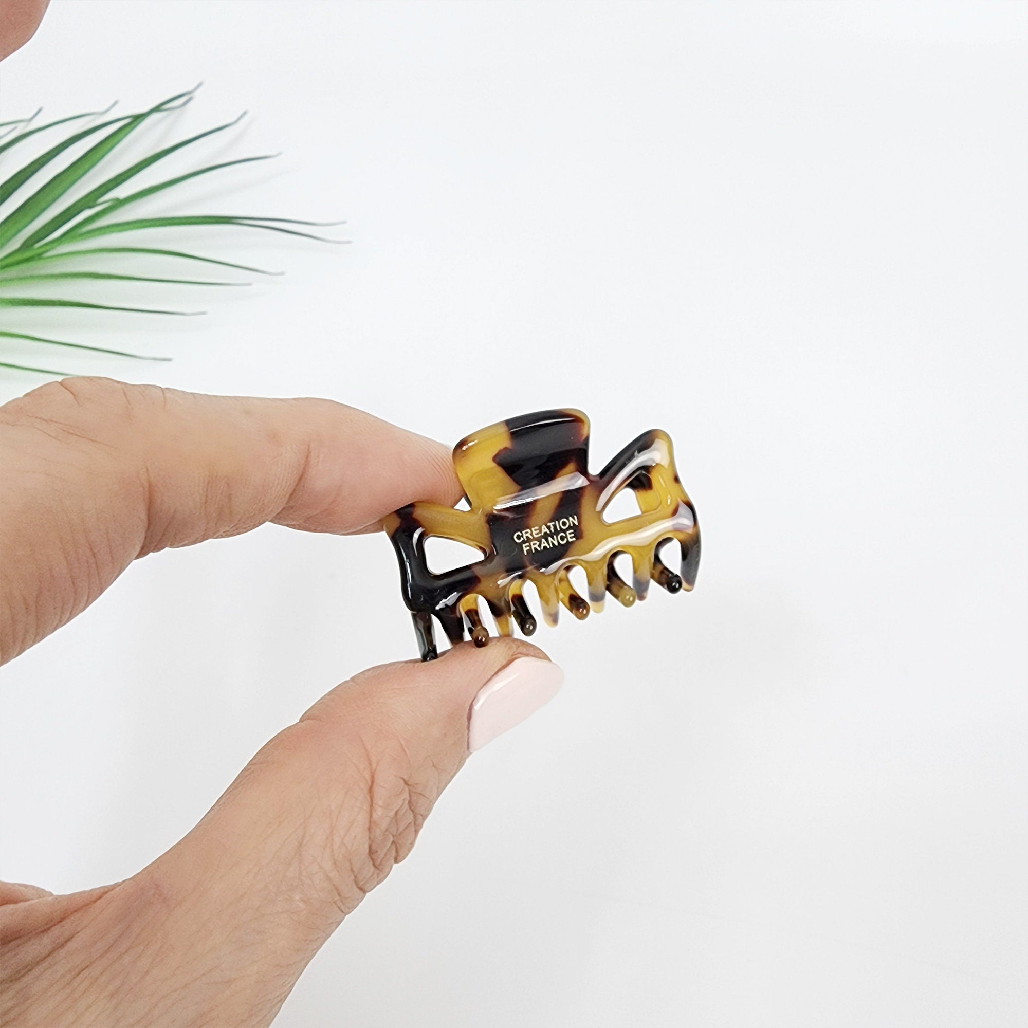 Linda Mini Hair Clips / Tortoise Shell French Hair Pin / Hair Accessory for Woman / Hair Claw Clip for Girls