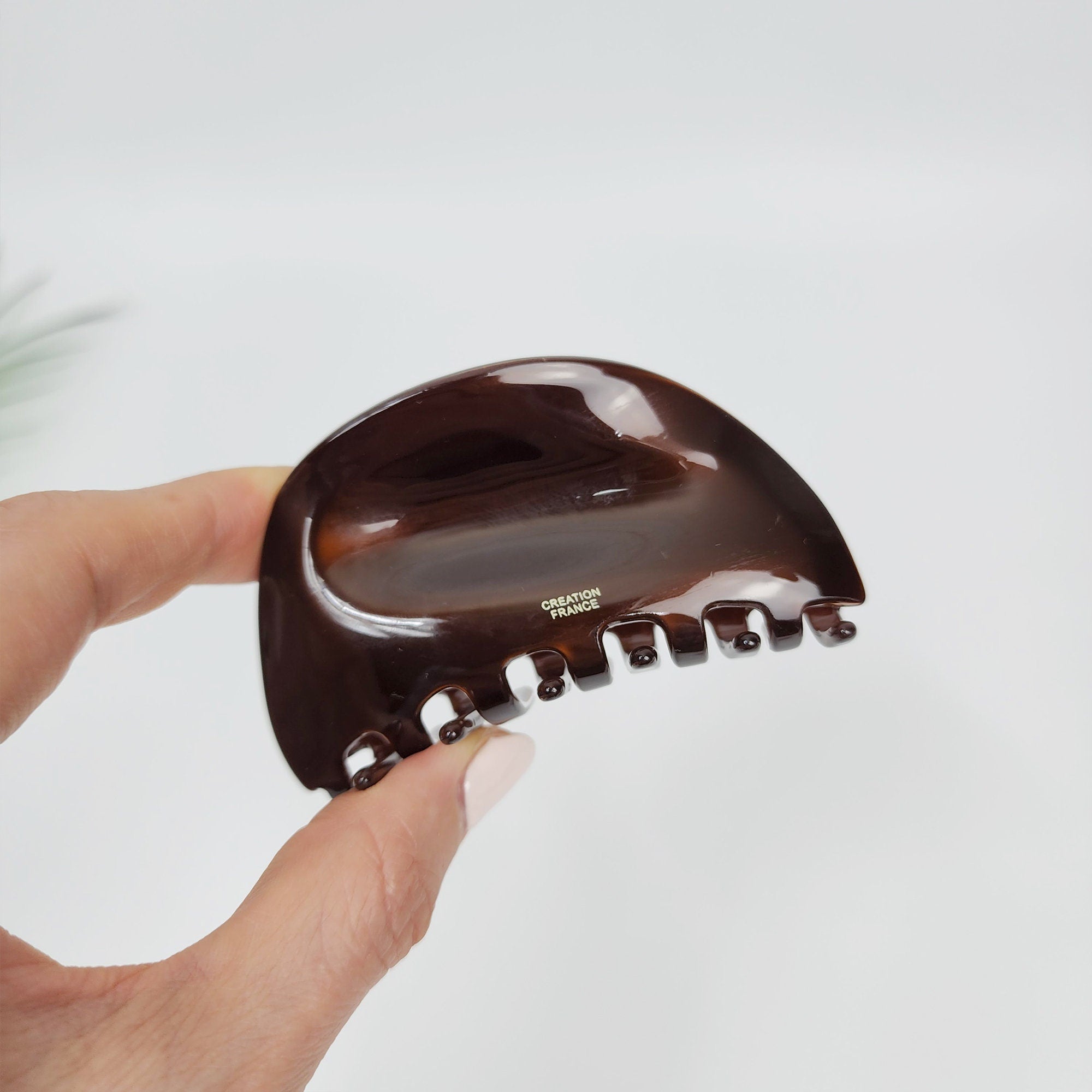 Chic Black Brown Round Pebble Hair Claw Clip (3.1 Inch) / Luxurious French Hair Pin / Hair Accessory for Woman
