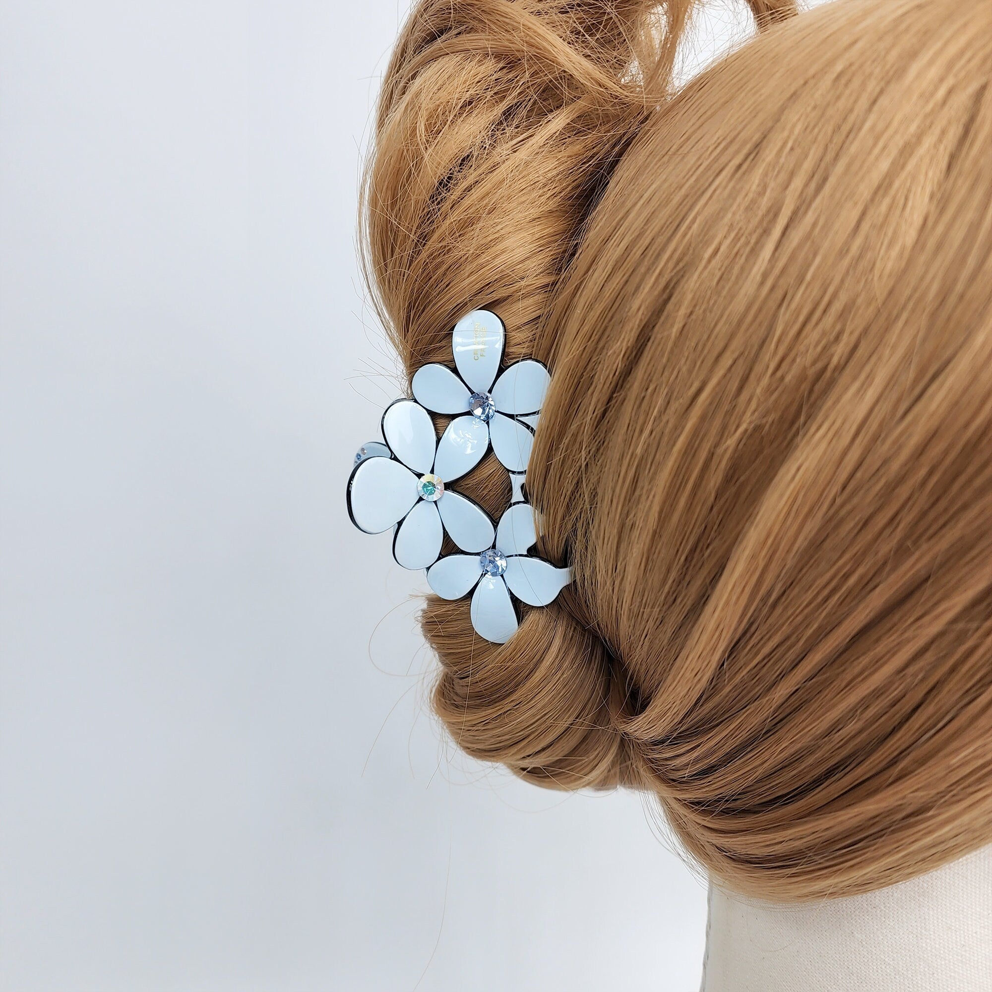 Pastel Color Triple Flower Hair Claw Clip (3.0 Inch) / Luxurious French Hair Pin / Hair Accessory for Woman
