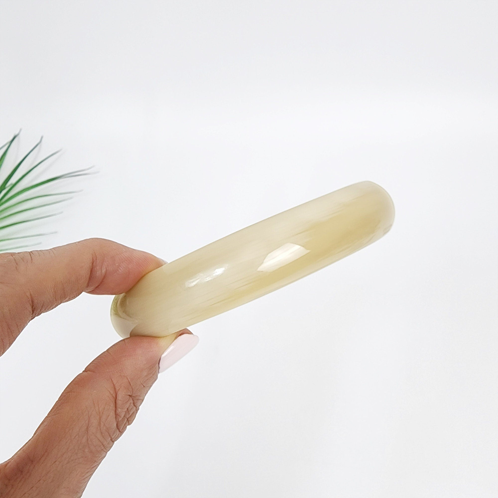 Art Beige Round Cover Hair Barrette (3.8 Inch) / Luxurious French Hair Pin / Hair Accessory for Woman / Automatic Hair Clip