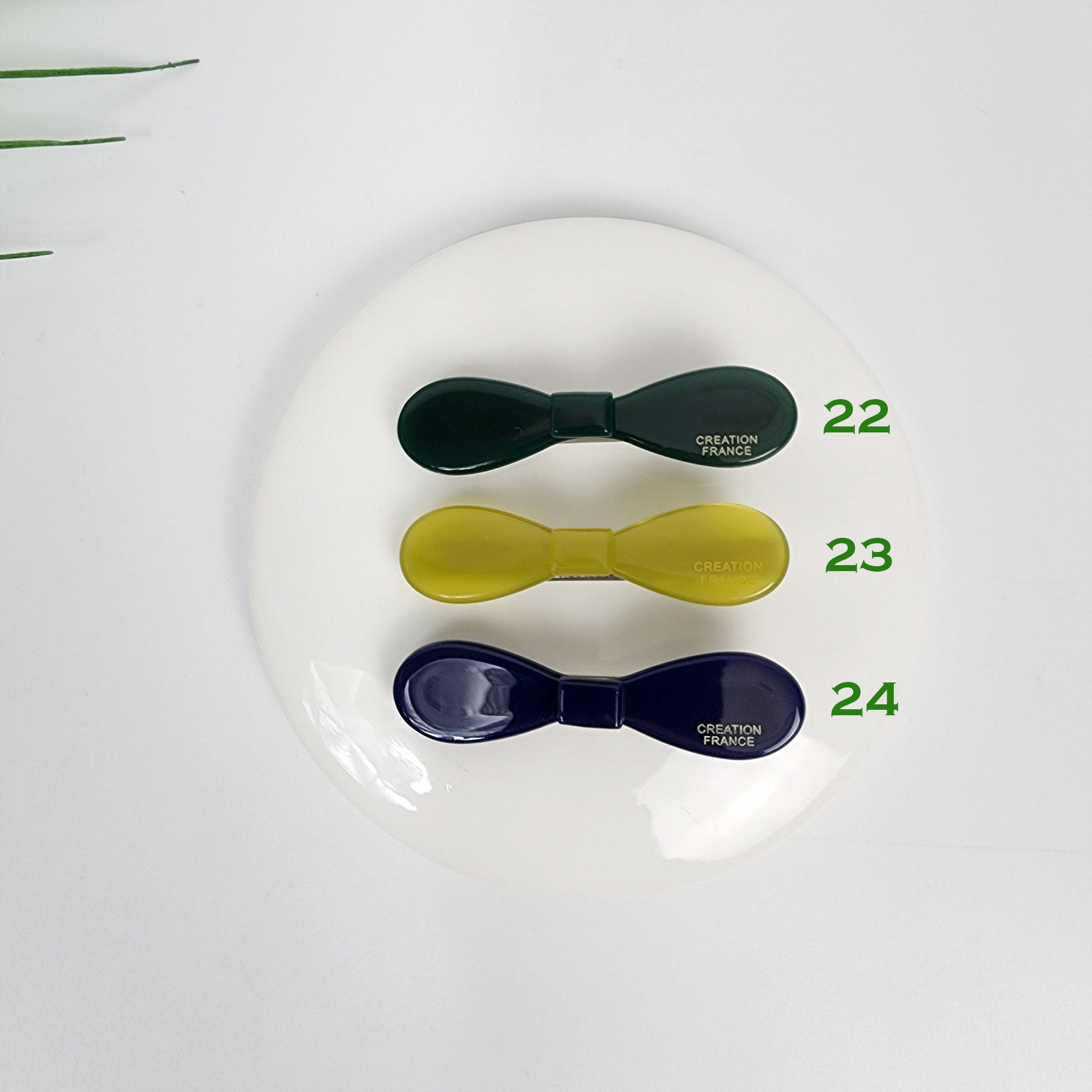 Round Ribbon Mini Hair Clips / Pure Color Extra Small French Hair Pin / Alligator Hair Clip for Girl / Hair Barrette for Woman