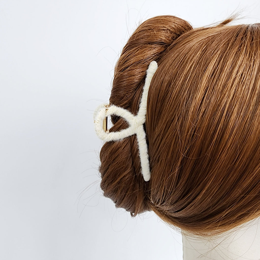 Wool Covered Metal Twist Hair Claw Clip / Medium Size Ponytail Holder / Hair Barrette for Woman / Metal Hair Clip