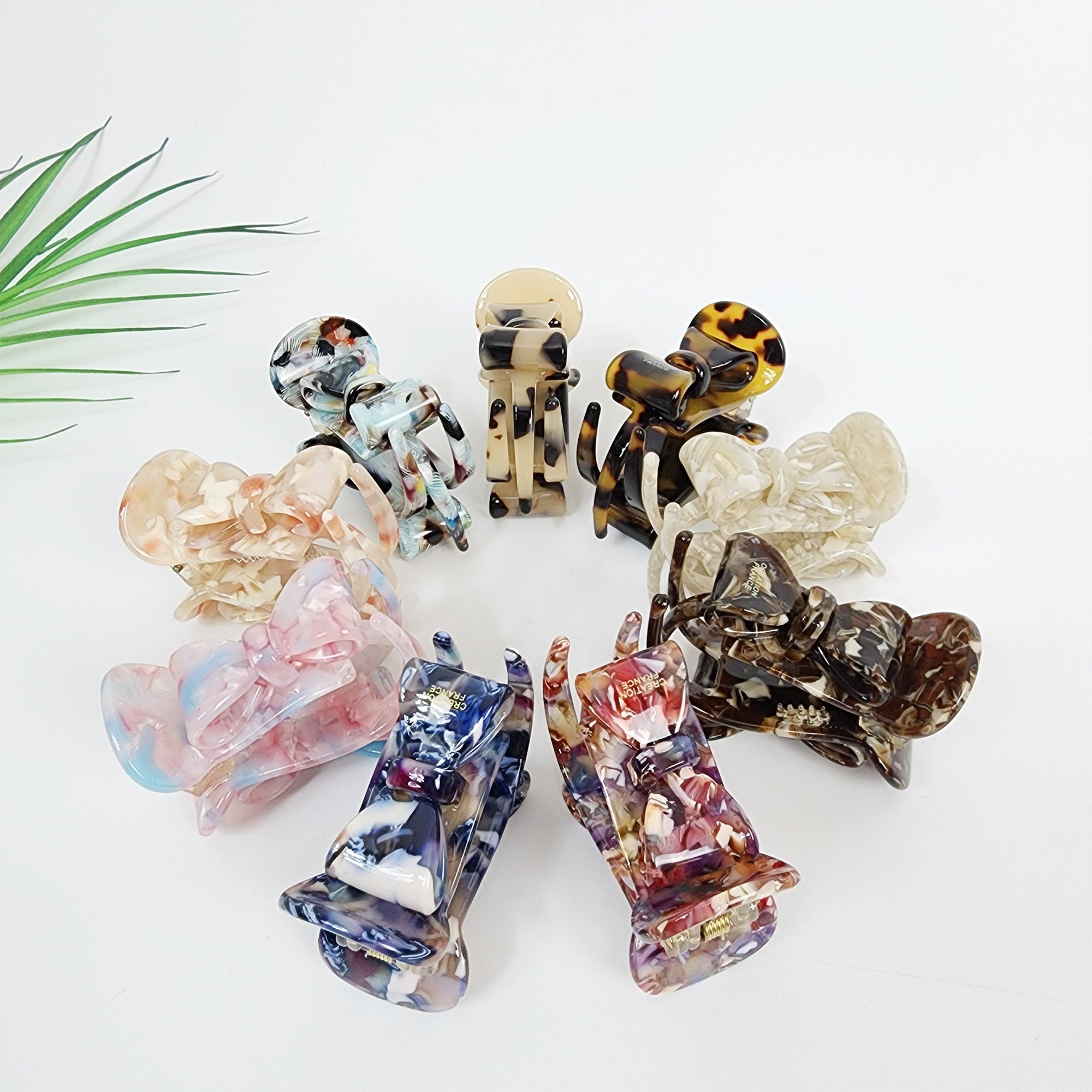 Tortoise Shell Ribbon Round Hair Claw Clip / Leopard Medium Size Ponytail Holder / Hair Barrette for Woman / French Hair Pin