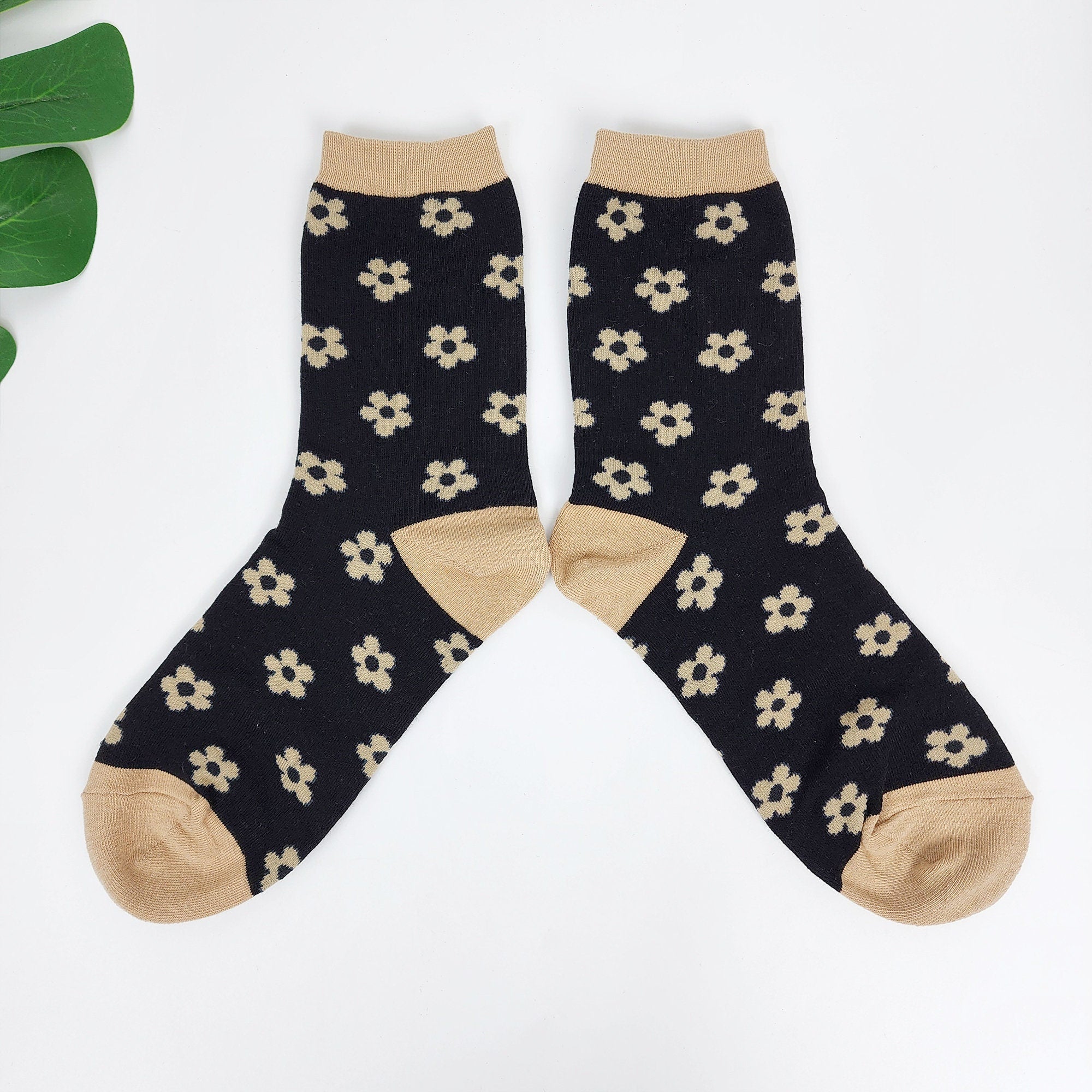 Daisy Floral Socks | Soft Cotton Crew Pattern | Korean Socks | Cute Gift for Her
