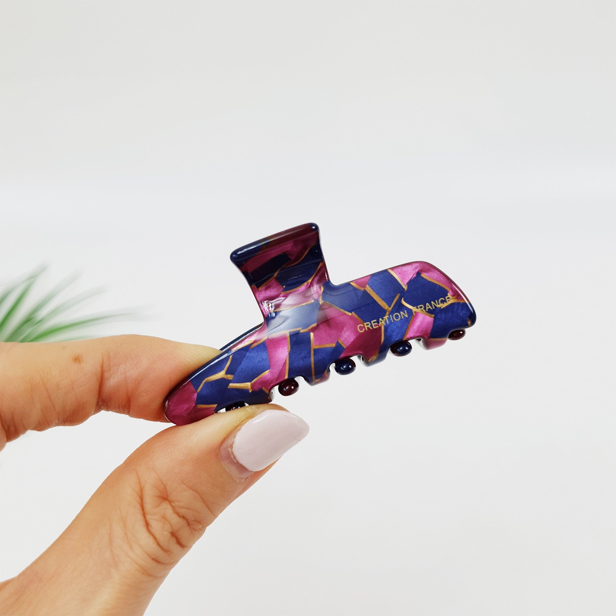 Tortoise Shell Curve Small Hair Clip / Luxurious Cellulose French Hair Pin / Hair Accessory for Woman