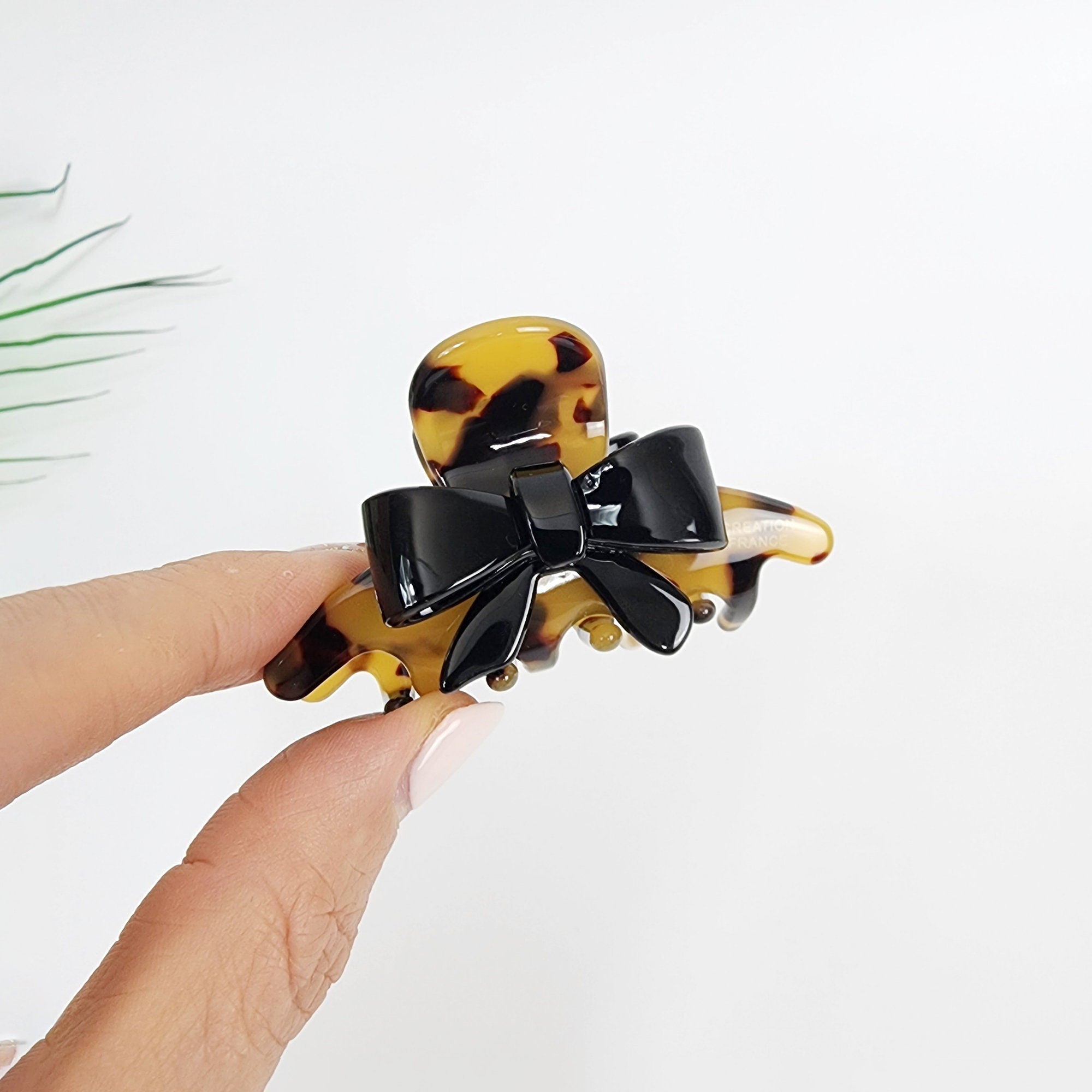 Leopard Black Ribbon Hair Claw Clip (2.4 Inch) / Tortoise Shell Medium Size Ponytail Holder / Hair Barrette for Woman