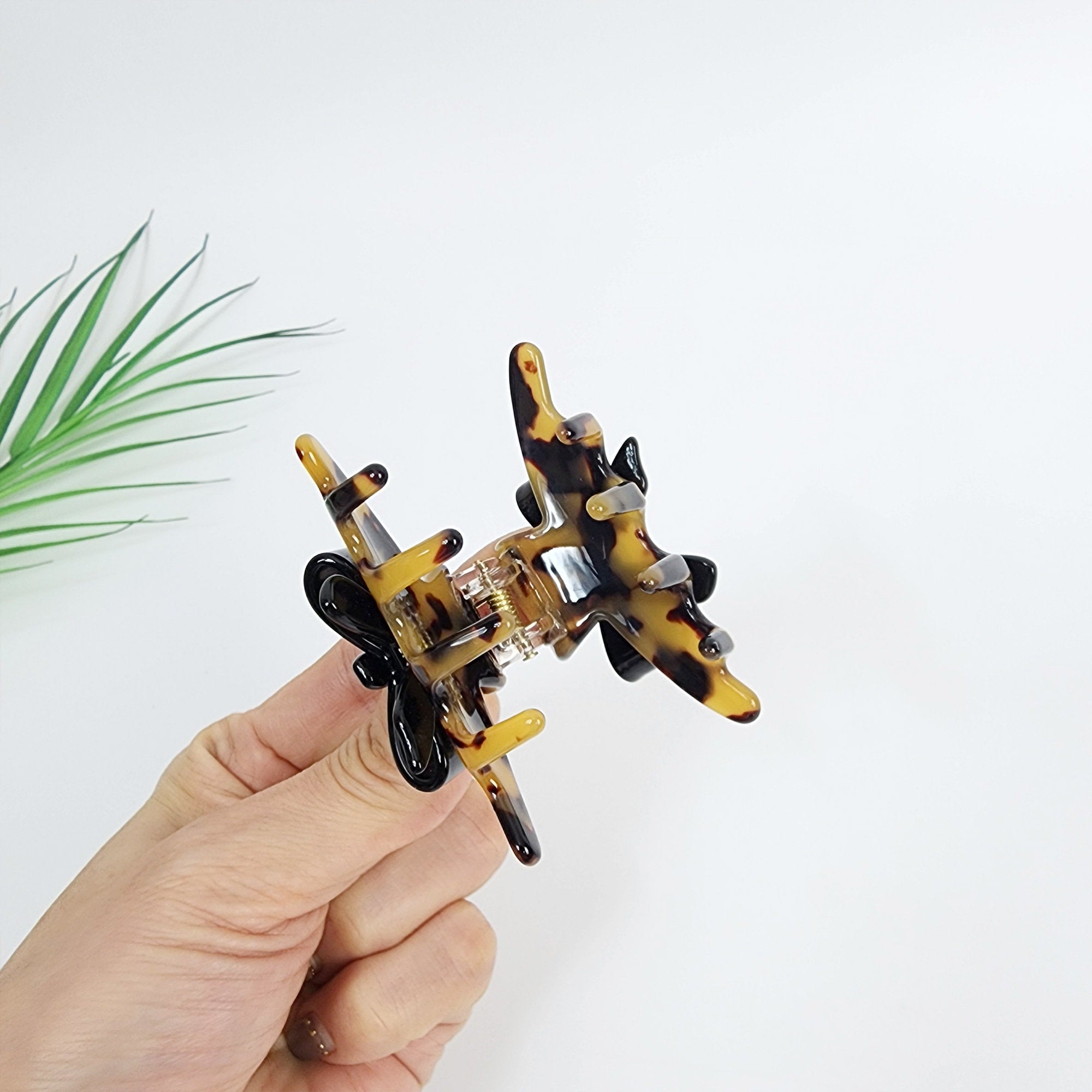 Leopard Black Ribbon Hair Claw Clip (2.4 Inch) / Tortoise Shell Medium Size Ponytail Holder / Hair Barrette for Woman