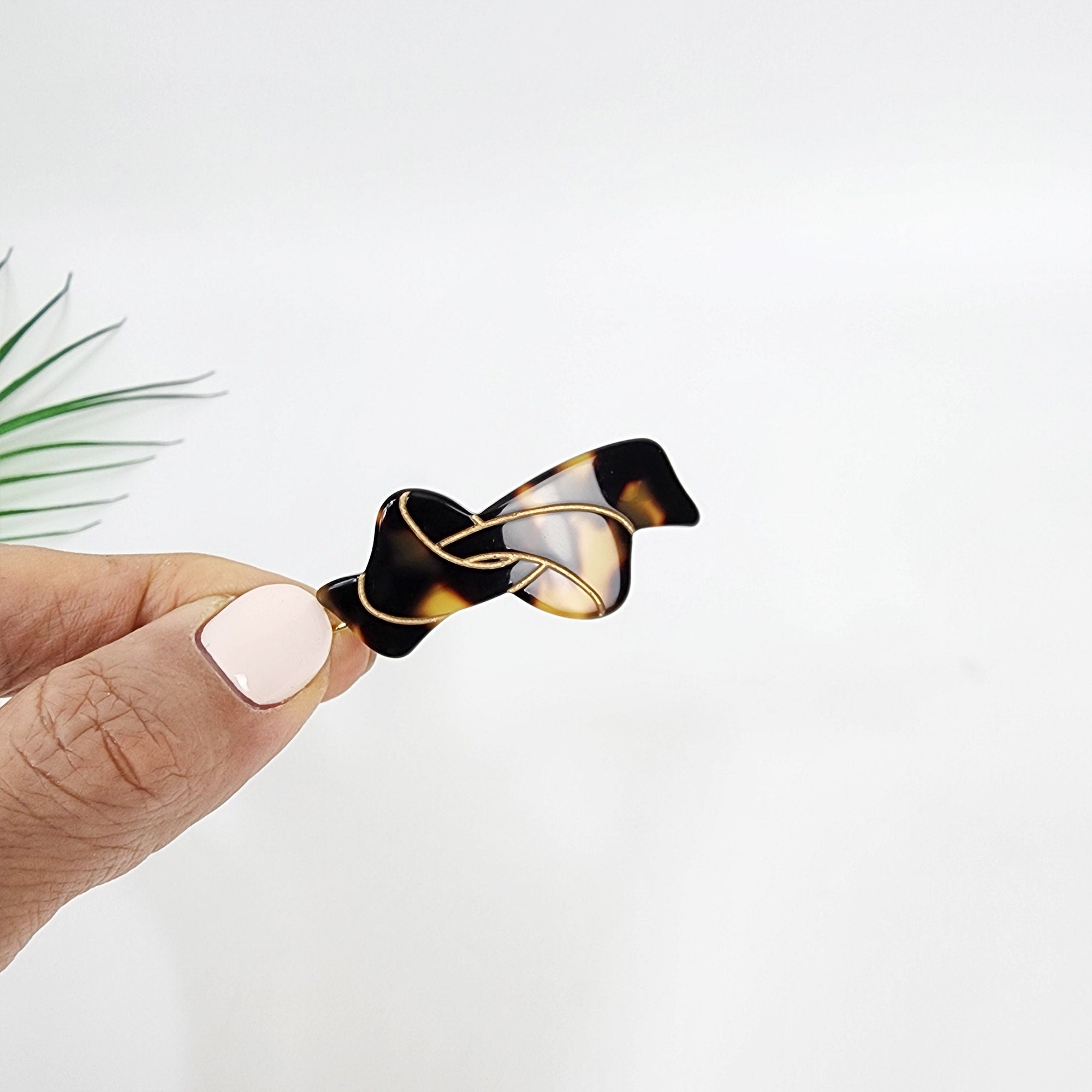 Laurence Muffler Ribbon Bobby Pin (1.8 Inch) / Luxurious Small French Hair Pin / Hair Accessory for Woman / Mini Hair Clips