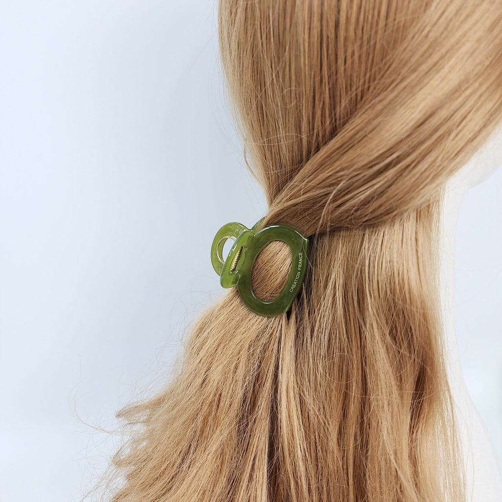 Leopard Snowman Hair Claw Clip (2.2 Inch) / Tortoise Shell Medium Size Ponytail Holder / Hair Barrette for Woman