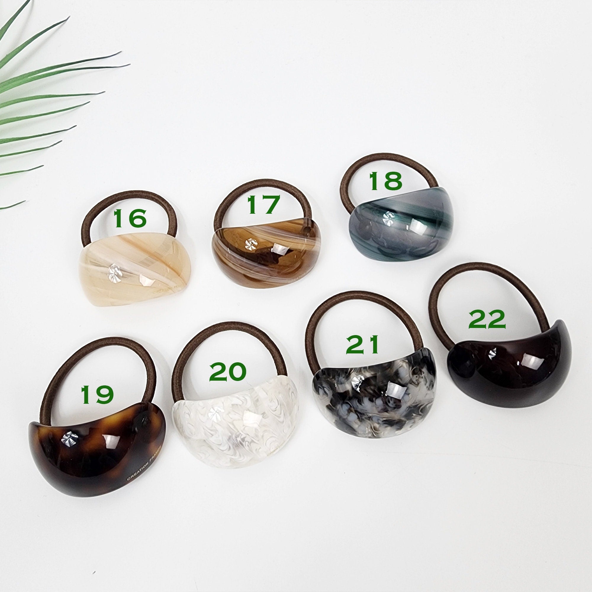 Leopard Round Curve Hair Tie / Tortoise Shell Ponytail Holder / Hair Accessory for Woman / French Hair Tie