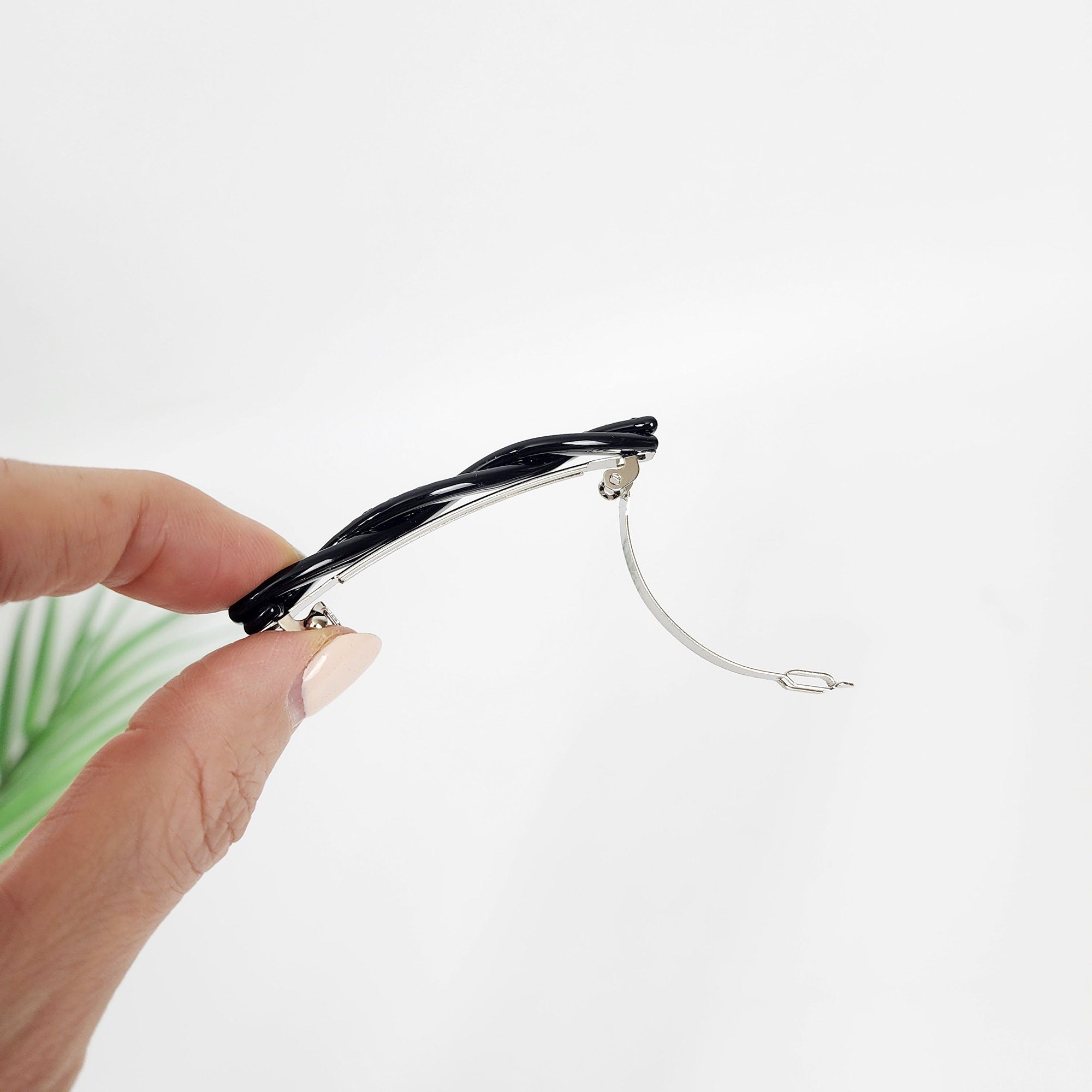 Pure Twisted Cubic Line Hair Barrette (2.6 Inch) / Cute French Hair Pin / Automatic Hair Clip