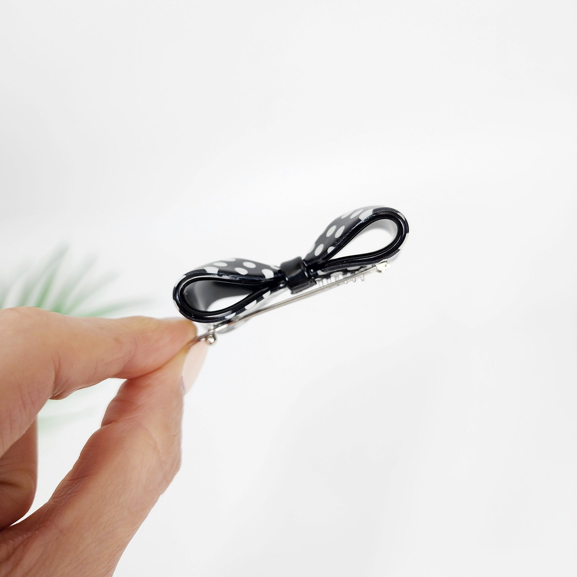 Luxurious Audrey Ribbon Snap Clip Bobby Pin (2.3 Inch) / Vintage French Hair Pin / Hair Accessory for Woman / Bow Barrette for Thin Hair