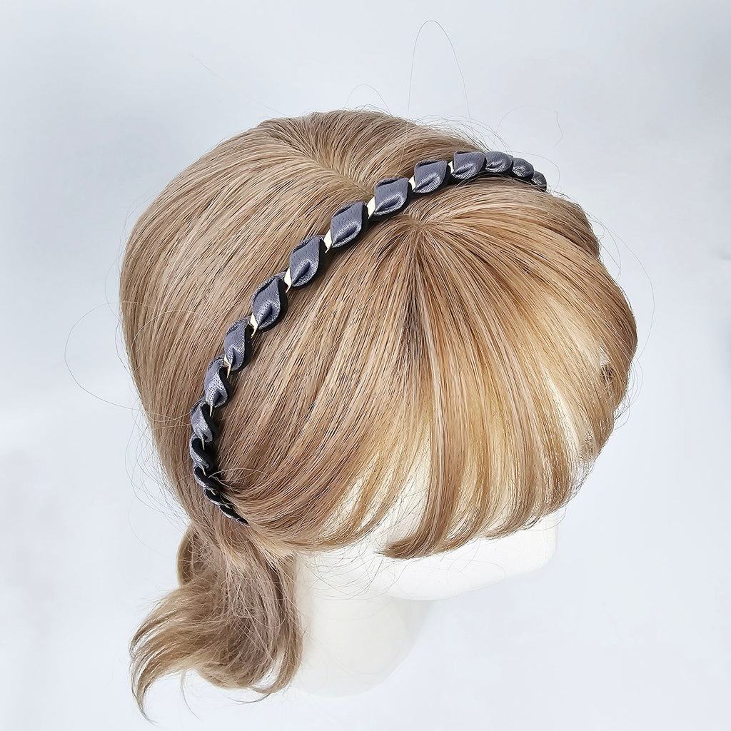 Daily Satin Gold Chain Twisted Thin Hairband (0.5 Inch) / Hair Accessories for Woman