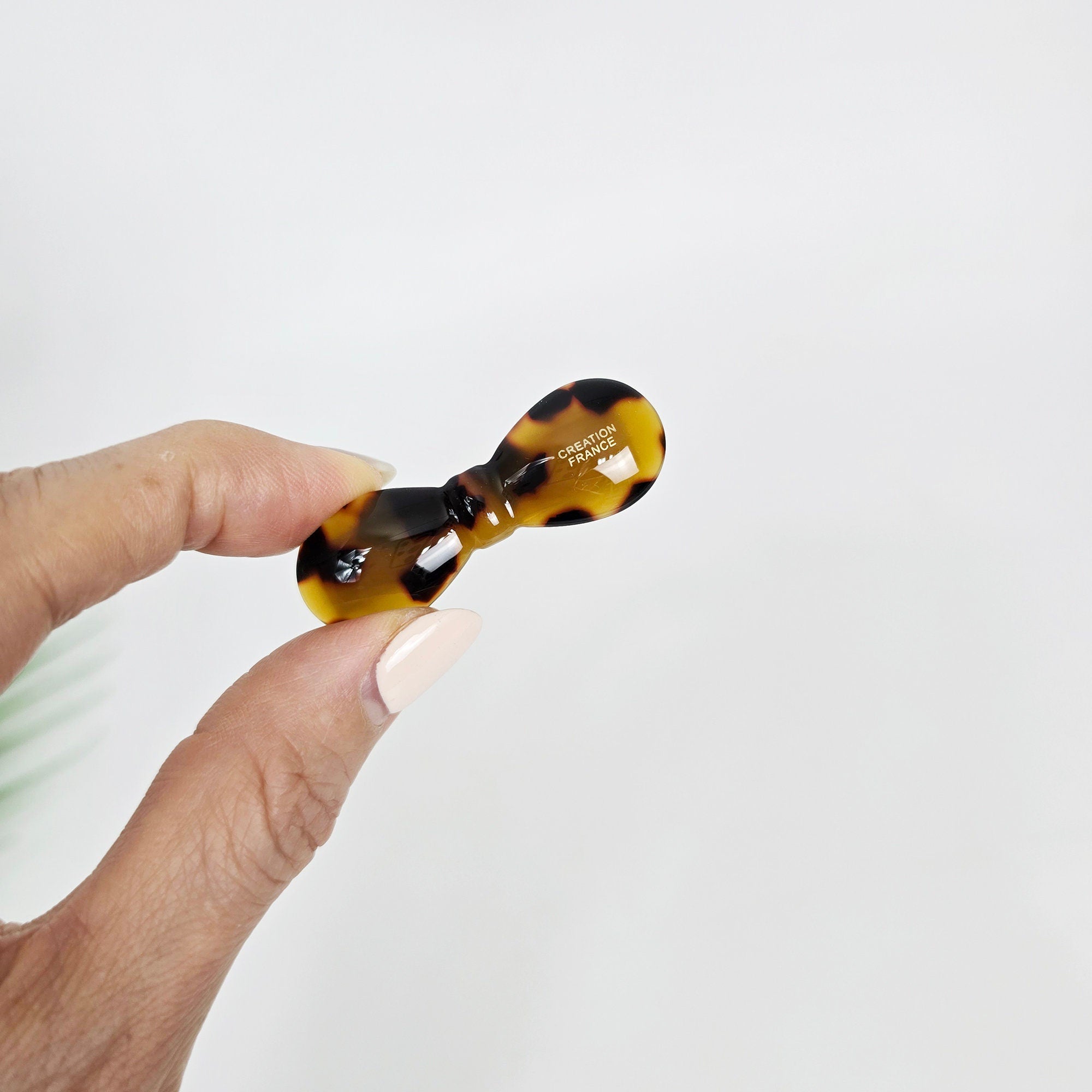 Rounded Bulging Ribbon Side Claw Mini Hair Claw Clip (2.0 Inch) / Vivid Color French Pin / Alligator Hair Clip for Woman