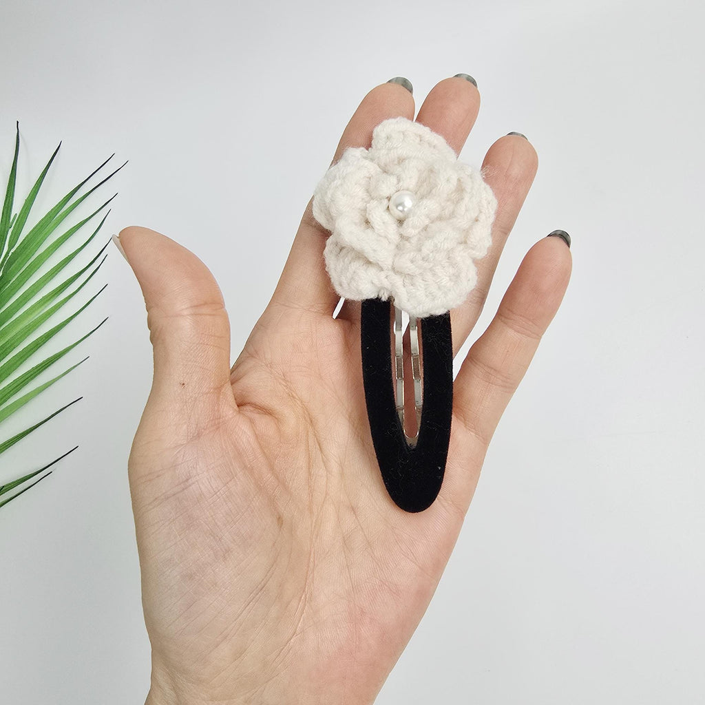 Crochet Flower Pearl Accent Round Snap Clip (3.3 Inch) / French Hair Pin / Tic Tac Hair Clip Pin
