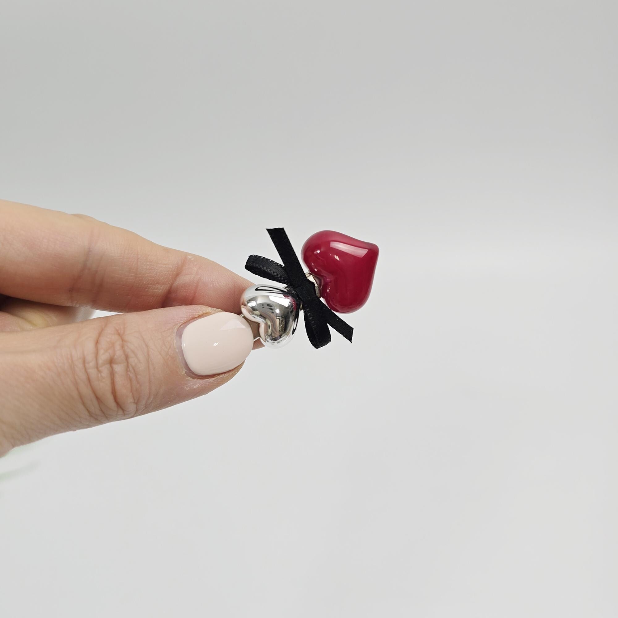 Red Heart Mini Barrette Clip Side Hair Claw Clip (1.5 Inch) / Alligator Hair Clip for Woman
