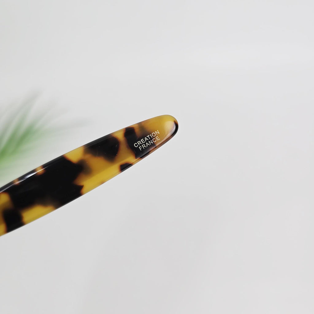 Luxurious Oval Hair Stick Hair Claw Clip (3.7 Inch) / Tortoise Shell French Hair Pin / Hair Accessory for Woman / Snap Clip for Thin Hair