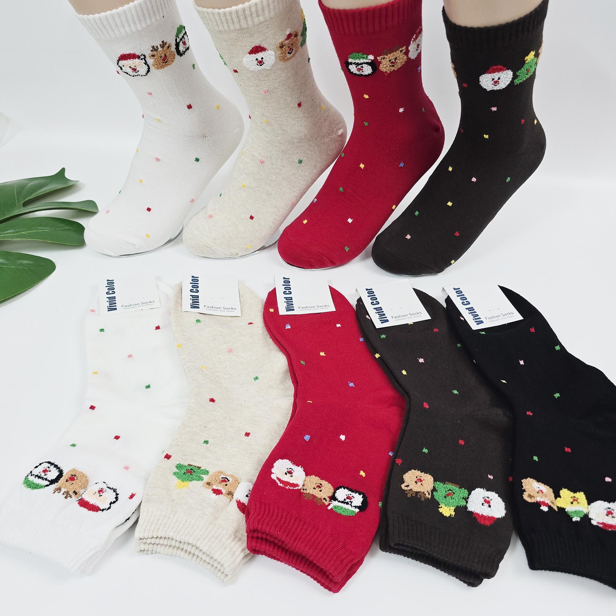 ✨ ChicMong Snowing Day Santa Bear Socks
Capture the joy of a snowy Christmas day with these charming crew socks. Featuring a delicate "Stitch Santa" bear embroidery, they add a subtle yet festive touch to any winter outfit. Crafted from a premium cotton blend, these socks are designed to keep your feet warm and cozy during the holidays while offering a polished, high-quality fit.