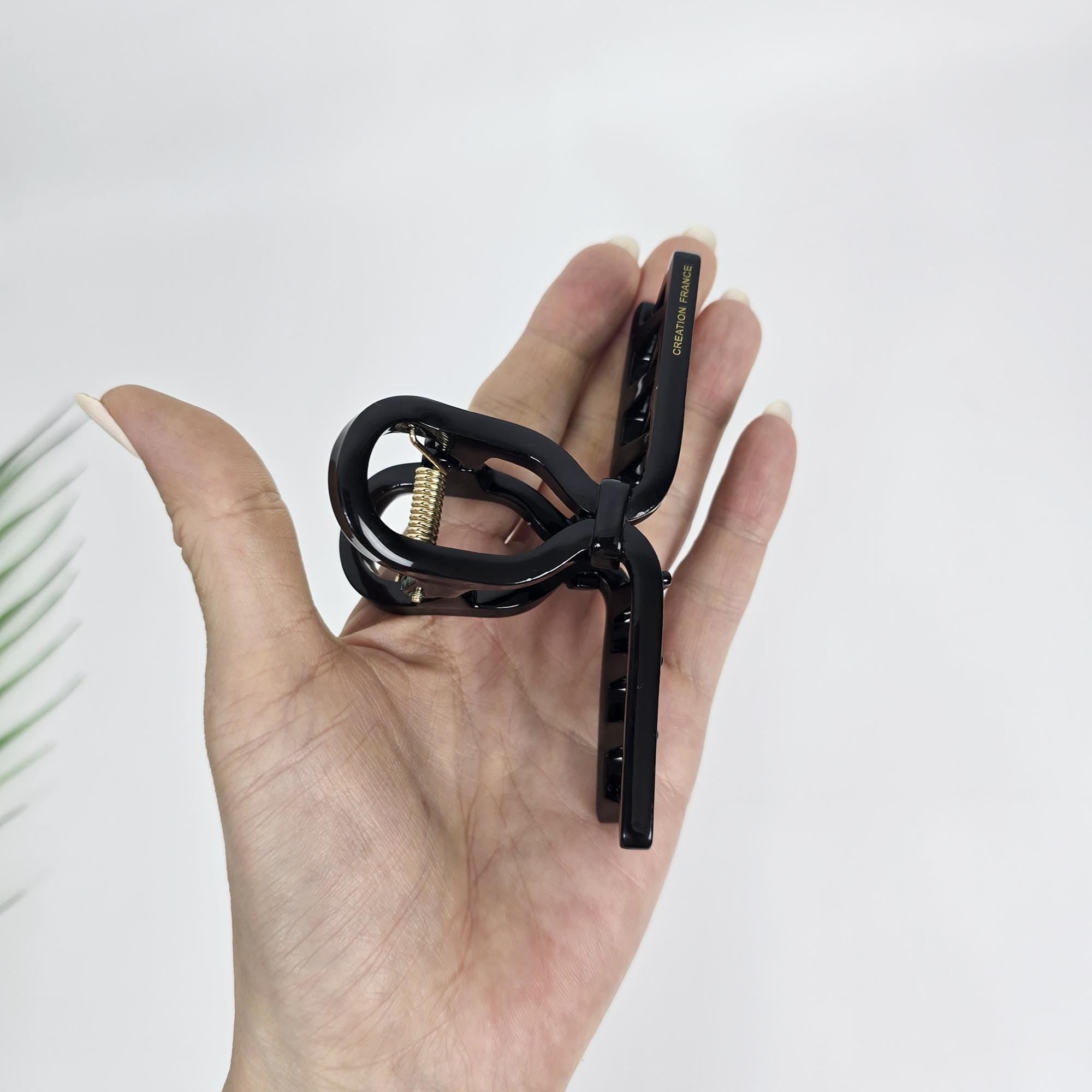 Luxurious Black Point Twist Updo Hair Claw (4.3 Inch) / Elegance French Hair Pin / Hair Barrette for Woman