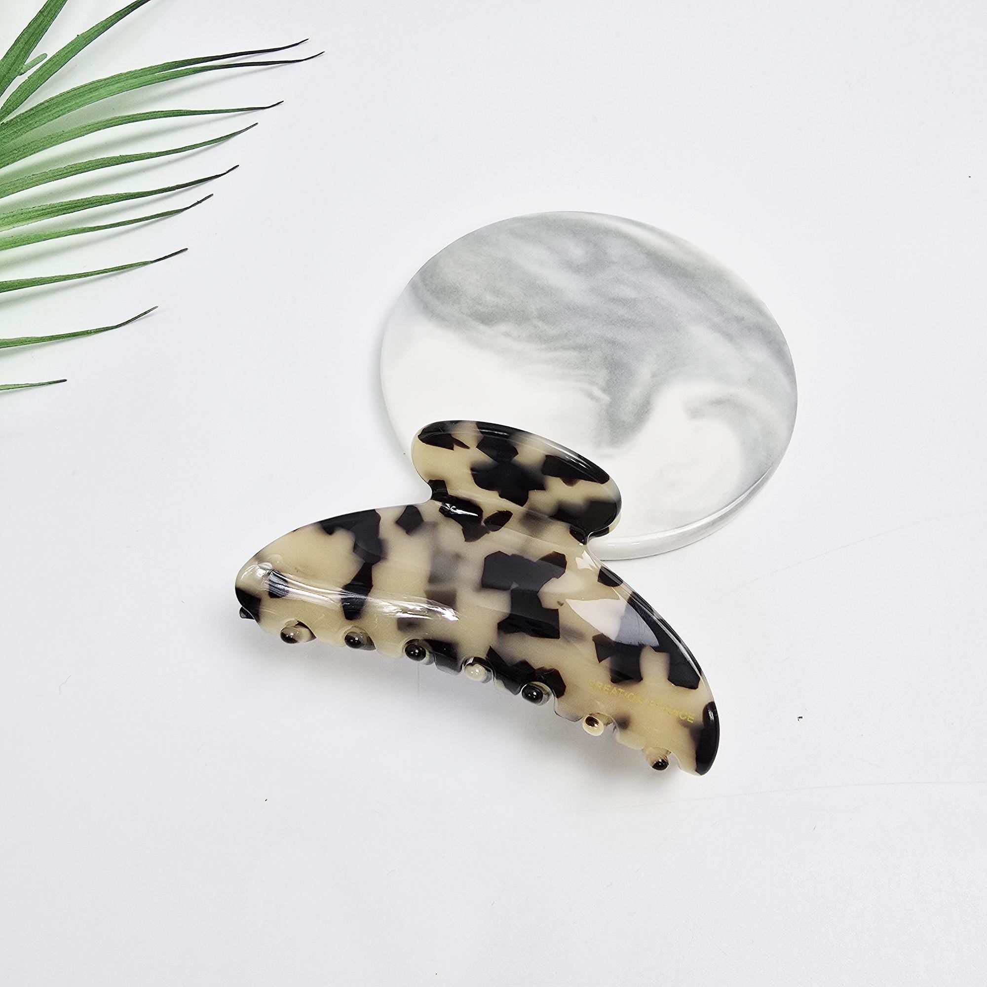 Leopard Print Simple Half-Moon Hair Claw Clip (3.5 Inch) / Elegance Leopard French Hair Pin / Hair Barrette for Woman